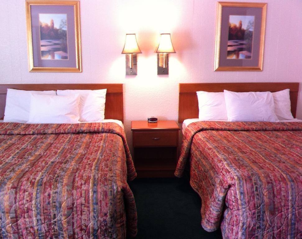 Legacy Inn Прайс Стая снимка